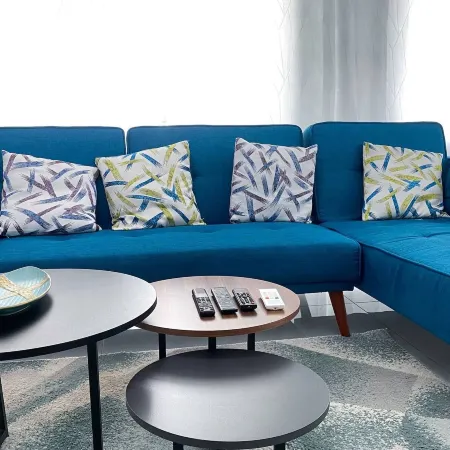 Elegant 2-bedroom Apartment in Chic Abidjan Neighborhood