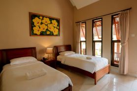 Spring Hill Hotel Ruteng