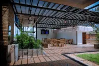 Royal Crown Hotel