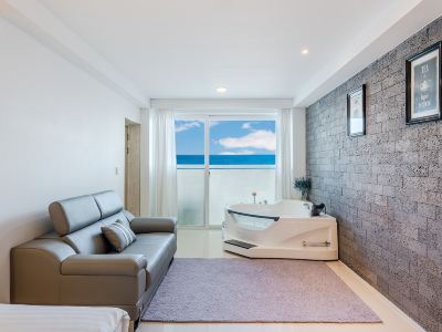 Uljin Sea and Moment Pension