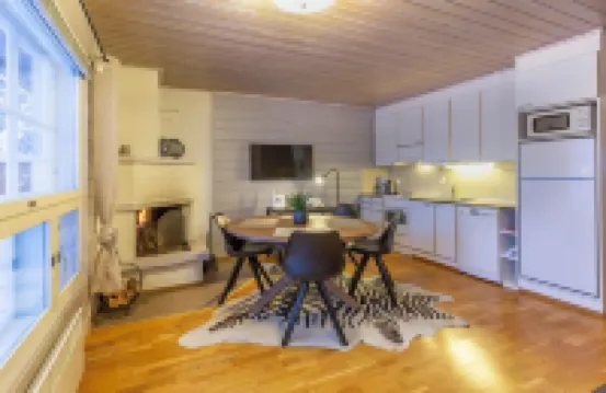 쿠우켈리 아파트먼트 우루파 앤 사리사투