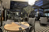 Davinci Hotel on Nelson Mandela Square - breakfast