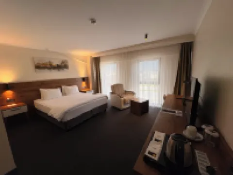 Valent Otel Business