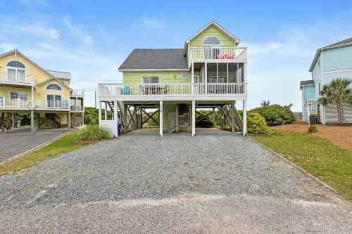 ロー タイド by Topsail Realty - ビーチサイド