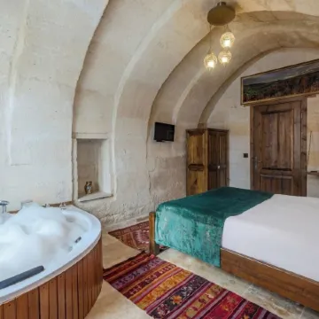 Zula Cave House