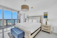 Icon Brickell Miami - balcony