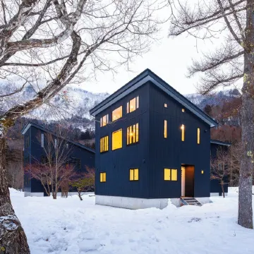 Powdersuites by the Hakuba Collection