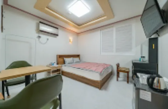Chuncheon White Star Motel