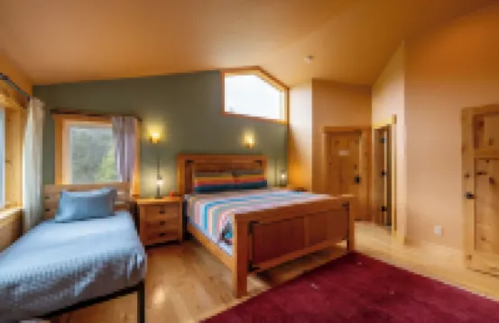 Copper Creek Inn at Mt Rainier