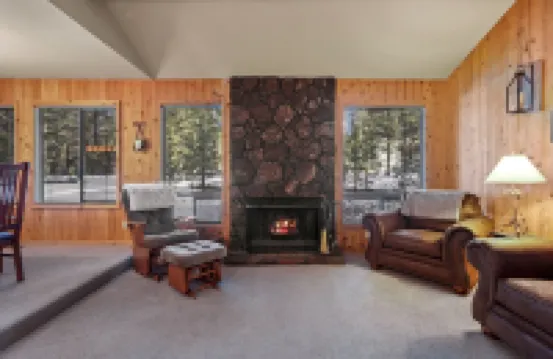 14 Mt Hood Lane Home