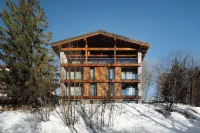 Avenue Chalet