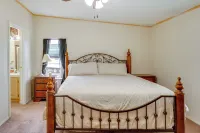 4 Mi to Beach: Perry Home Near Boat Launch - 2-Star