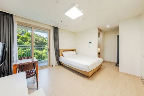 Yangyang Oceanstay 24K - balcony