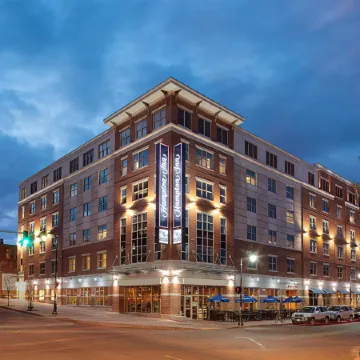 Hampton Inn Portland Downtown - Waterfront