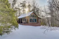 Motorsports, Lake Days & Hikes! Cabin in Waterfall