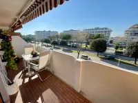 Bright apartment with balcony - 3-Star