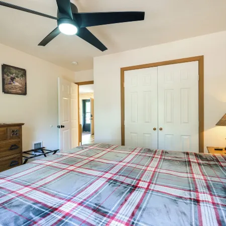 Spacious & Quiet Pagosa Springs Cabin w/ Deck!