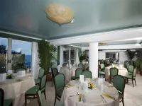 Wave Hotel