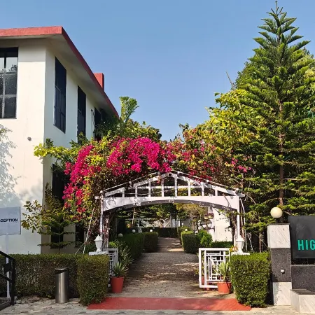 The HighGarden Resort