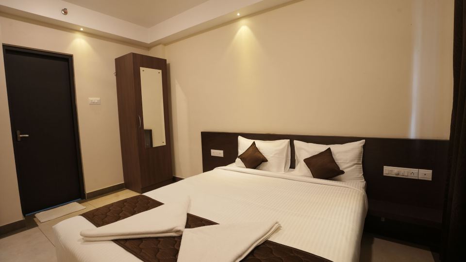 Krishna Royal Club