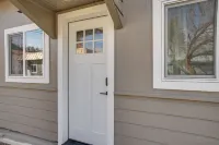 Modern Comfort Near Dtwn! Stylish Spokane Studio - Kitchen