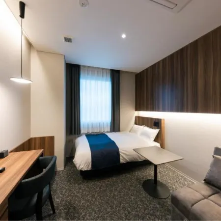 THE STILL HOTEL
