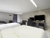 Hotel Bobos Hotels in Uiwang-si