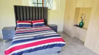 Serene 1-Bedroom Apartment with Garden & Shared Pool - balcony