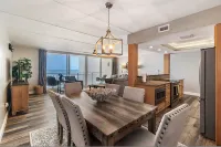 Oceanfront 2 bed Condo in New Smyrna Beach FL - Holiday Apartments