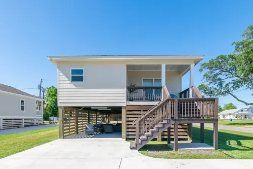 Brand New Home With Beach Views! Fully Furnished 3 Bedroom Home in Gulfport - Boutique