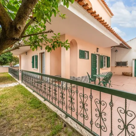 GuestReady - Superb house w/ garden & patio