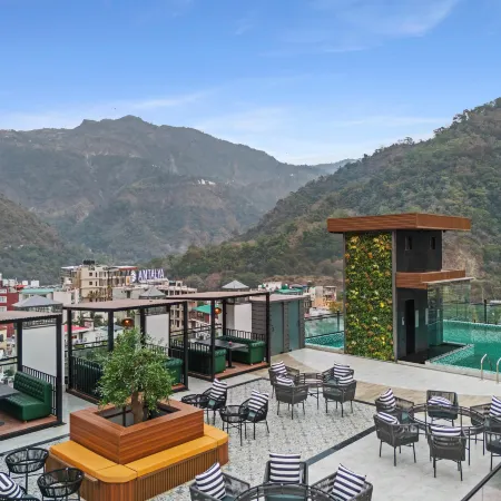 ZANA by the Ganges, Tapovan, Rishikesh