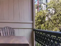 Metawise Luxury 3BR Terrace in The Heart of Sydney Hotels in Millers Point
