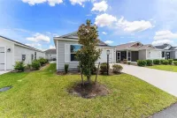 561l Stunning Home, Pool Access, Garage Parking!
