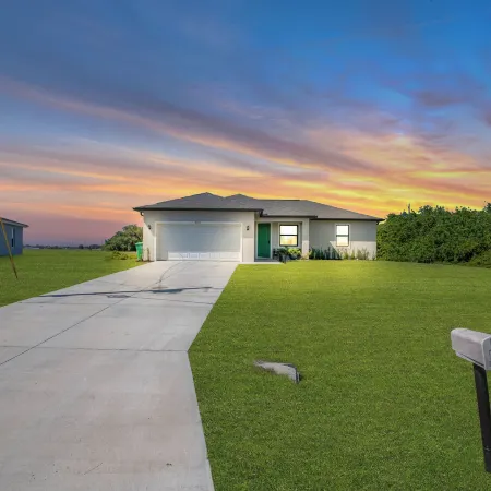 Emerald Entry Retreat