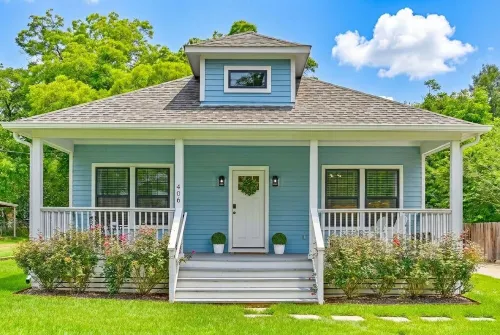 Modern Cottage Close to Downtown