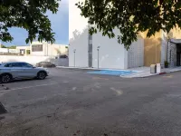 Ibis Merida - parking