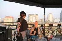 Light House & Rooftop - bar