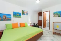 The Island Home - Afhentnings-/afleveringstjenester