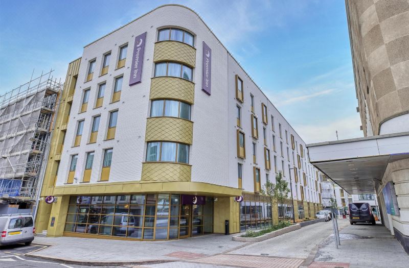 Premier Inn Jersey St Helier (Bath Street)