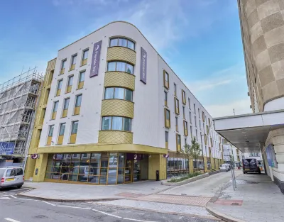 Premier Inn Jersey St Helier (Bath Street) Hotels in 