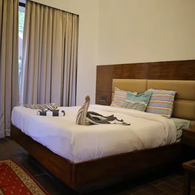 The King's Hotel Hotels near Athankarai Pallivasal