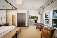 The Polo House and Bungalows - Parkplatz