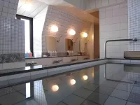 Hotel New Station - parkir