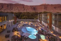 Hoodoo Moab, Curio Collection by Hilton - Pools