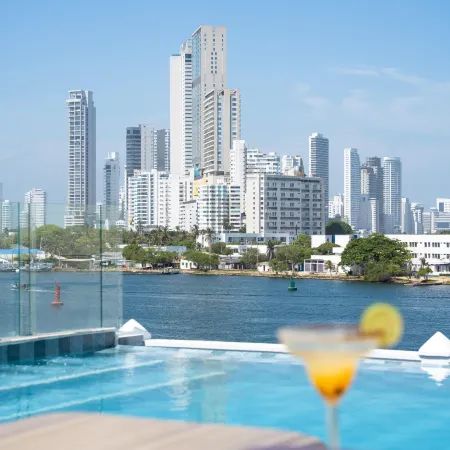 GHL Arsenal Hotel Отели рядом с достопримечательностью «Центр»