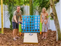 Backyard Oasis Heated Pool Tiki Bar Hot Tub - Jacuzzi