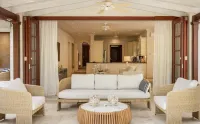 Claridges 5 - 3bd by ZenBreak - Homestays