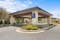 Comfort Suites - Pool