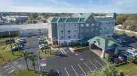 Country Inn & Suites by Radisson, St. Petersburg - Clearwater, FL - spa
